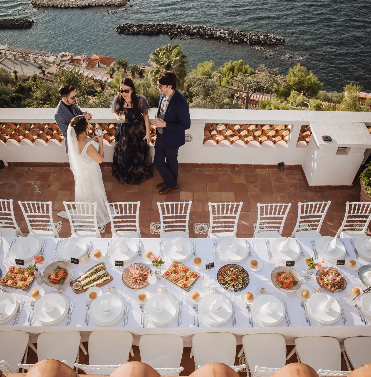 Wedding setting at Dafne